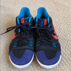 Nike Kyrie Kyrache Light youth sneakers